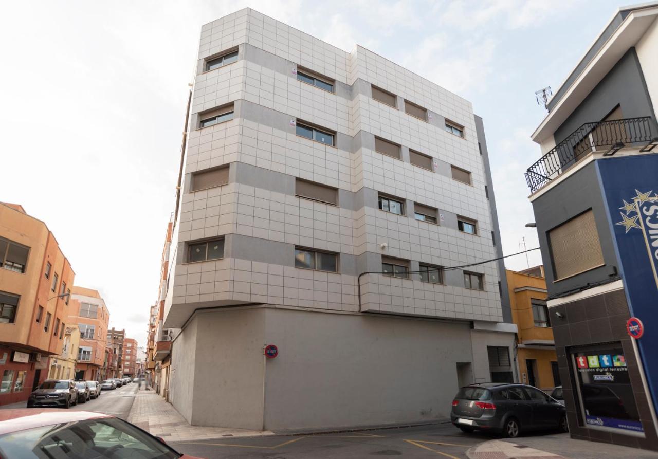 בוריאנה Nuevo Y Moderno Apartamento Con Aire Acondicionado - El Cid 4 מראה חיצוני תמונה